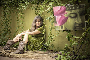 Meet your Posher, Lori